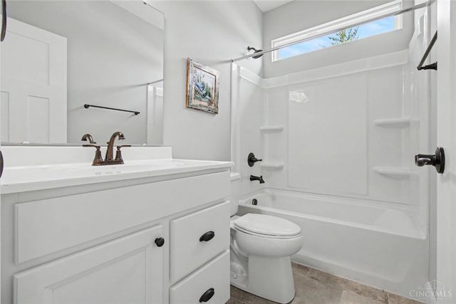 5100 Renaissance Park Drive, Franklin, OH 45005
