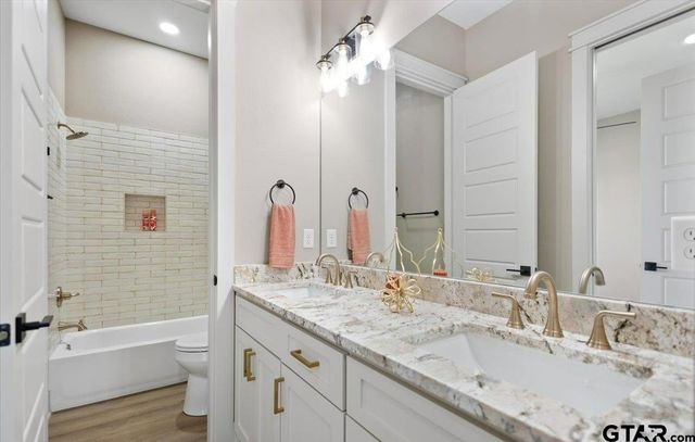 12181 Oak Grove Dr., Tyler, TX 75706