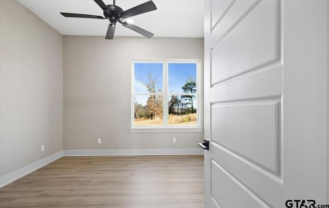 12181 Oak Grove Dr., Tyler, TX 75706