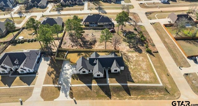 12181 Oak Grove Dr., Tyler, TX 75706