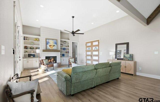 12181 Oak Grove Dr., Tyler, TX 75706
