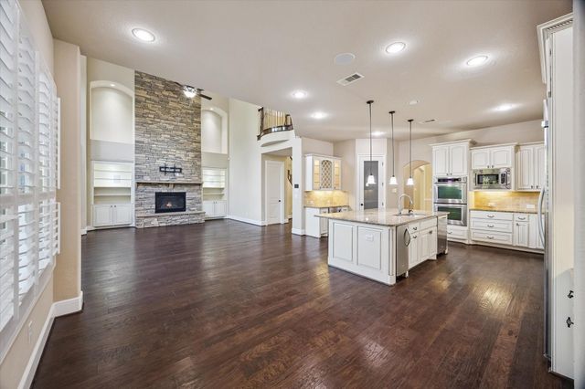 35 N Fremont Ridge Loop, Spring, TX 77389