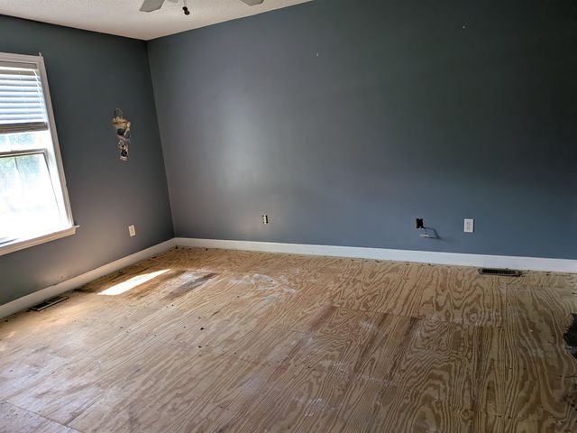 1314 Rainbow Lake Road, Inman, SC 29349