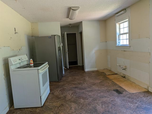 1314 Rainbow Lake Road, Inman, SC 29349