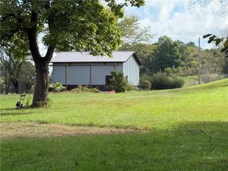 28114 S Bennett Road, Freeman, MO 64746