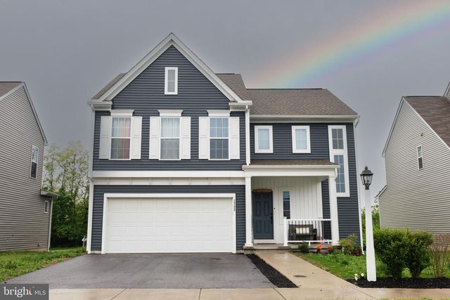 1722 BRADLEY DR, Harrisburg, PA 17110