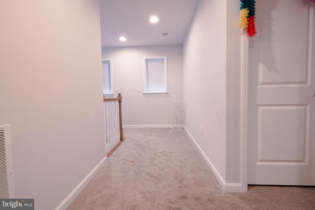 1722 BRADLEY DR, Harrisburg, PA 17110