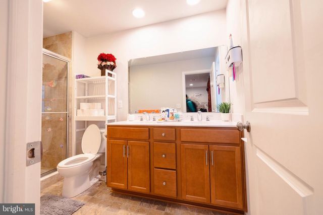 1722 BRADLEY DR, Harrisburg, PA 17110