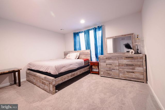 1722 BRADLEY DR, Harrisburg, PA 17110