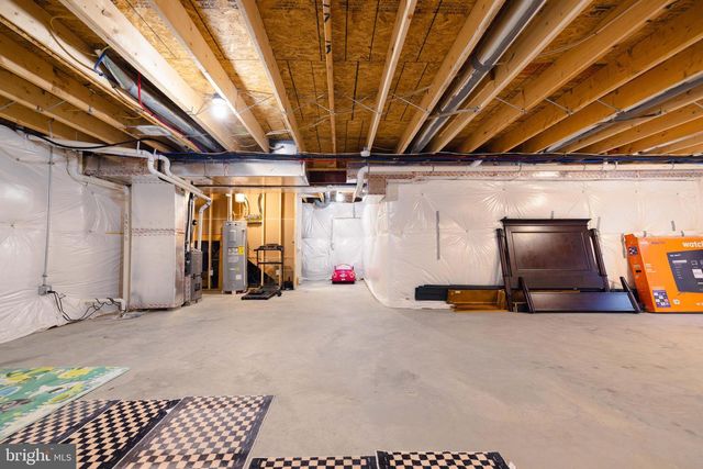 1722 BRADLEY DR, Harrisburg, PA 17110