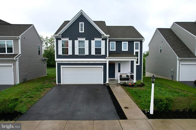 1722 BRADLEY DR, Harrisburg, PA 17110