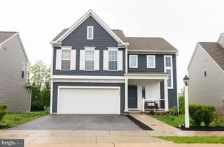 1722 BRADLEY DR, Harrisburg, PA 17110