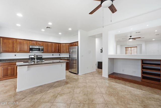 3822 W ADAMANDA Court, Phoenix, AZ 85086