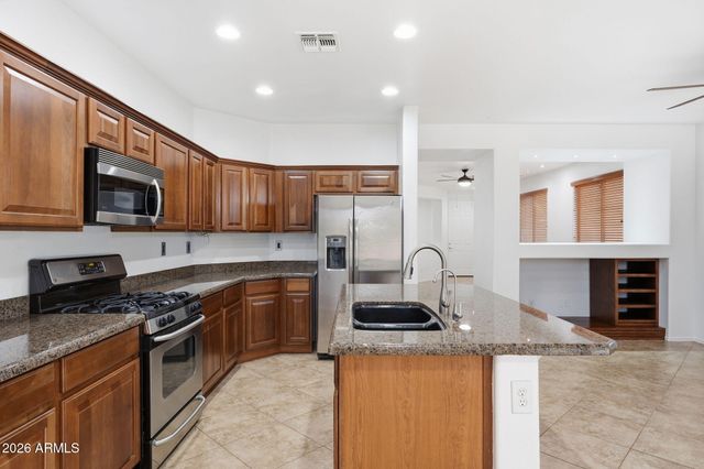 3822 W ADAMANDA Court, Phoenix, AZ 85086