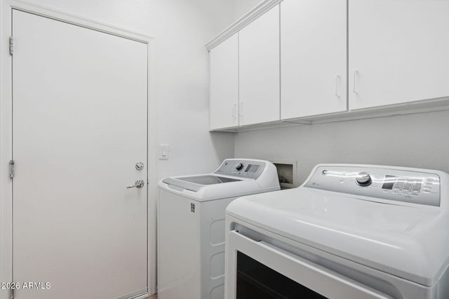3822 W ADAMANDA Court, Phoenix, AZ 85086