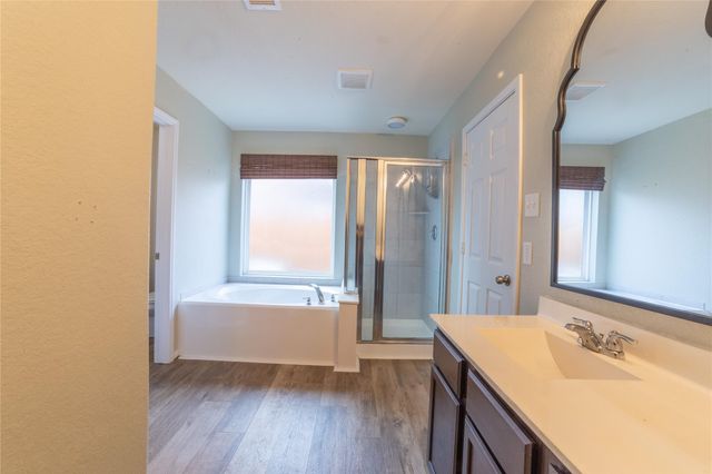 10510 Chestnut Path Way, Tomball, TX 77375