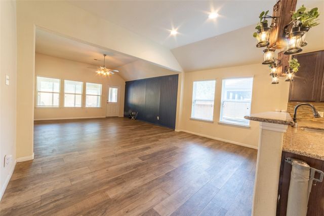 10510 Chestnut Path Way, Tomball, TX 77375