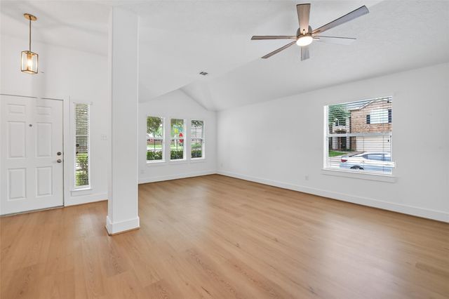1834 Kessler Park Court, Houston, TX 77047