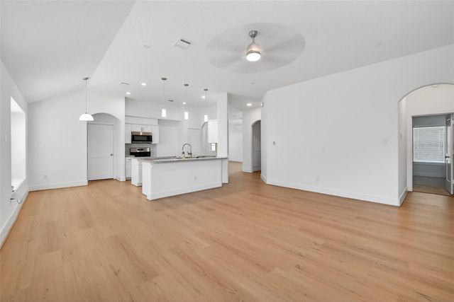 1834 Kessler Park Court, Houston, TX 77047