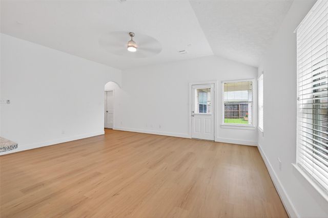 1834 Kessler Park Court, Houston, TX 77047