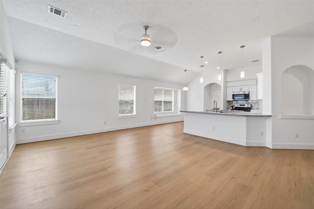 1834 Kessler Park Court, Houston, TX 77047