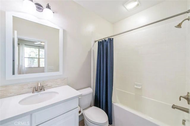 68 Rose Arch, Irvine, CA 92620