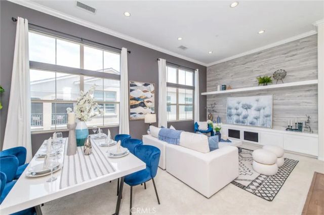 68 Rose Arch, Irvine, CA 92620