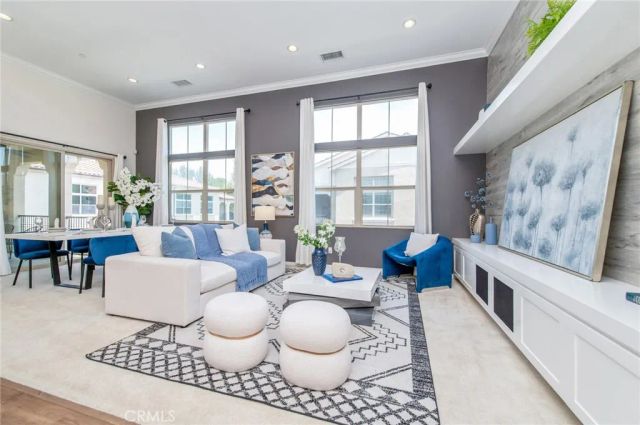 68 Rose Arch, Irvine, CA 92620