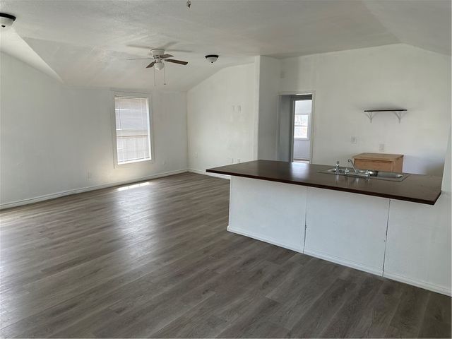 2625 Dunbar St, Corpus Christi, TX 78405