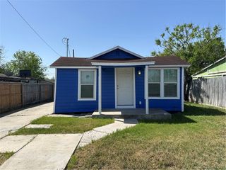 2625 Dunbar St, Corpus Christi, TX 78405