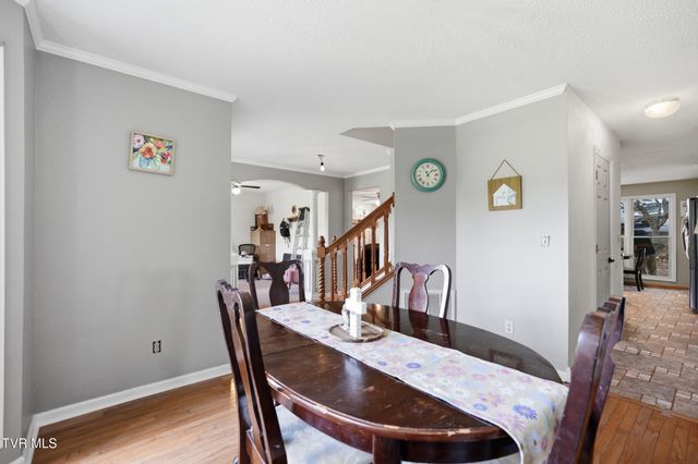 420 Northwest Oak Avenue, Norton, VA 24273
