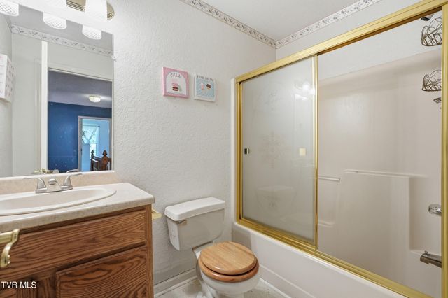 420 Northwest Oak Avenue, Norton, VA 24273