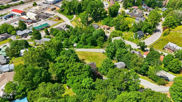 420 Northwest Oak Avenue, Norton, VA 24273