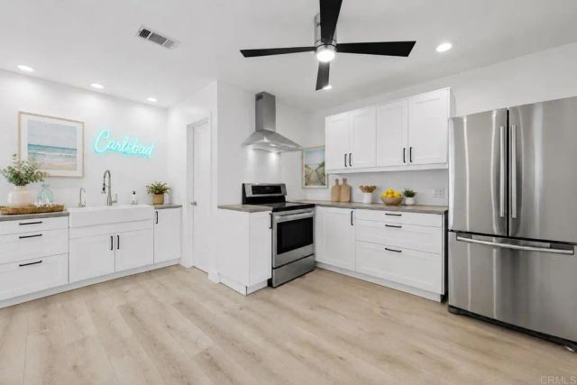 2032 Avenue of the Trees, Carlsbad, CA 92008