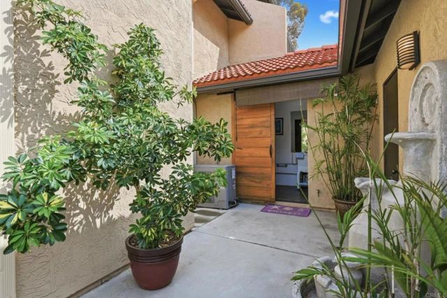 2032 Avenue of the Trees, Carlsbad, CA 92008