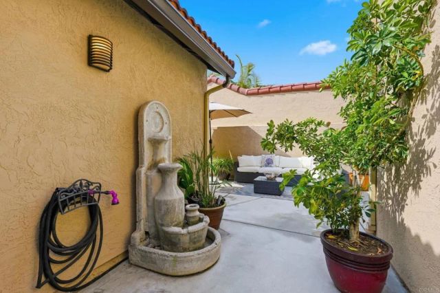 2032 Avenue of the Trees, Carlsbad, CA 92008