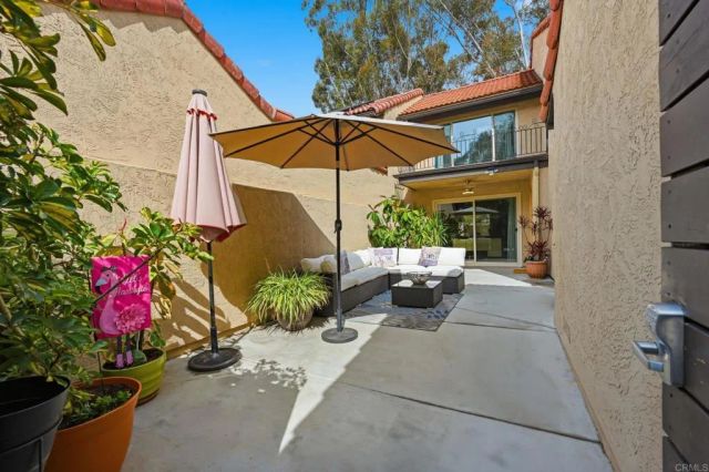2032 Avenue of the Trees, Carlsbad, CA 92008