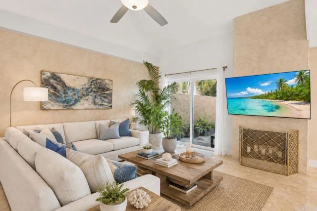 2032 Avenue of the Trees, Carlsbad, CA 92008