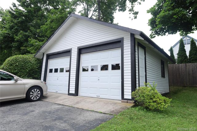 32 Ferris Place, Ossining, NY 10562