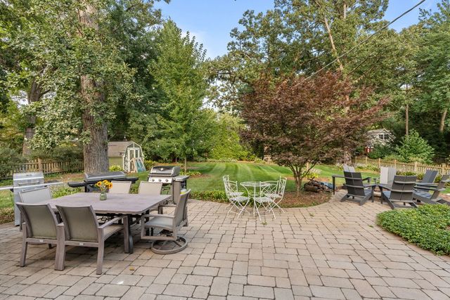 365 Hampshire Lane, Lakewood, IL 60014