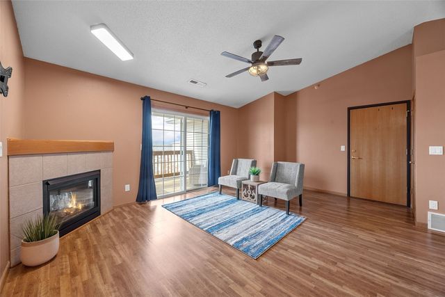 2824 Triple Crown Lane 12, Iowa City, IA 52240