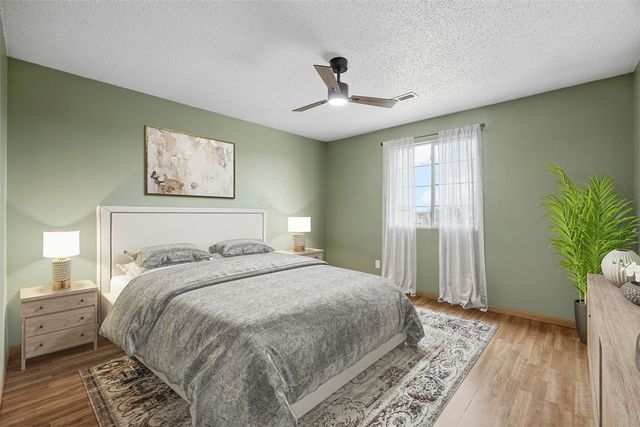 2824 Triple Crown Lane 12, Iowa City, IA 52240