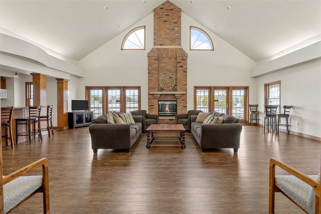 2824 Triple Crown Lane 12, Iowa City, IA 52240