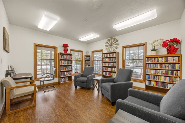 2824 Triple Crown Lane 12, Iowa City, IA 52240