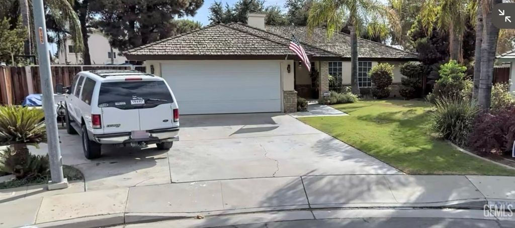 3824 Troutdale Court, Bakersfield, CA 93312