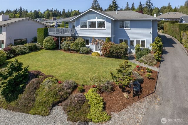 662 Pioneer Drive, Port Ludlow, WA 98365