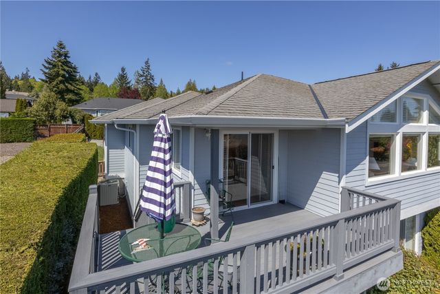662 Pioneer Drive, Port Ludlow, WA 98365