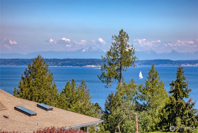 662 Pioneer Drive, Port Ludlow, WA 98365