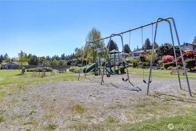 662 Pioneer Drive, Port Ludlow, WA 98365