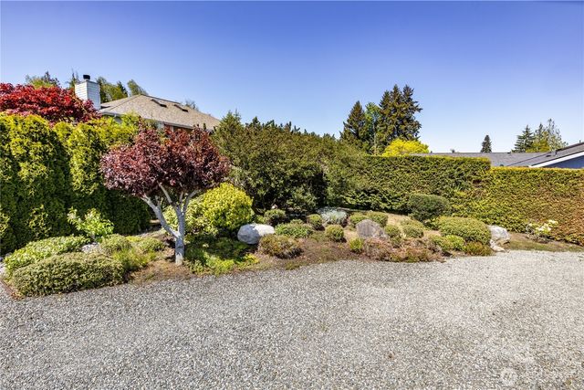 662 Pioneer Drive, Port Ludlow, WA 98365